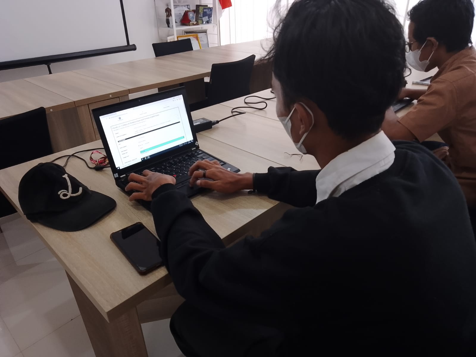 WhatsApp Image 2022-06-02 at 2.13.17 PM (1) WhatsApp Image 2022-06-02 at 2.13.17 PM (1)