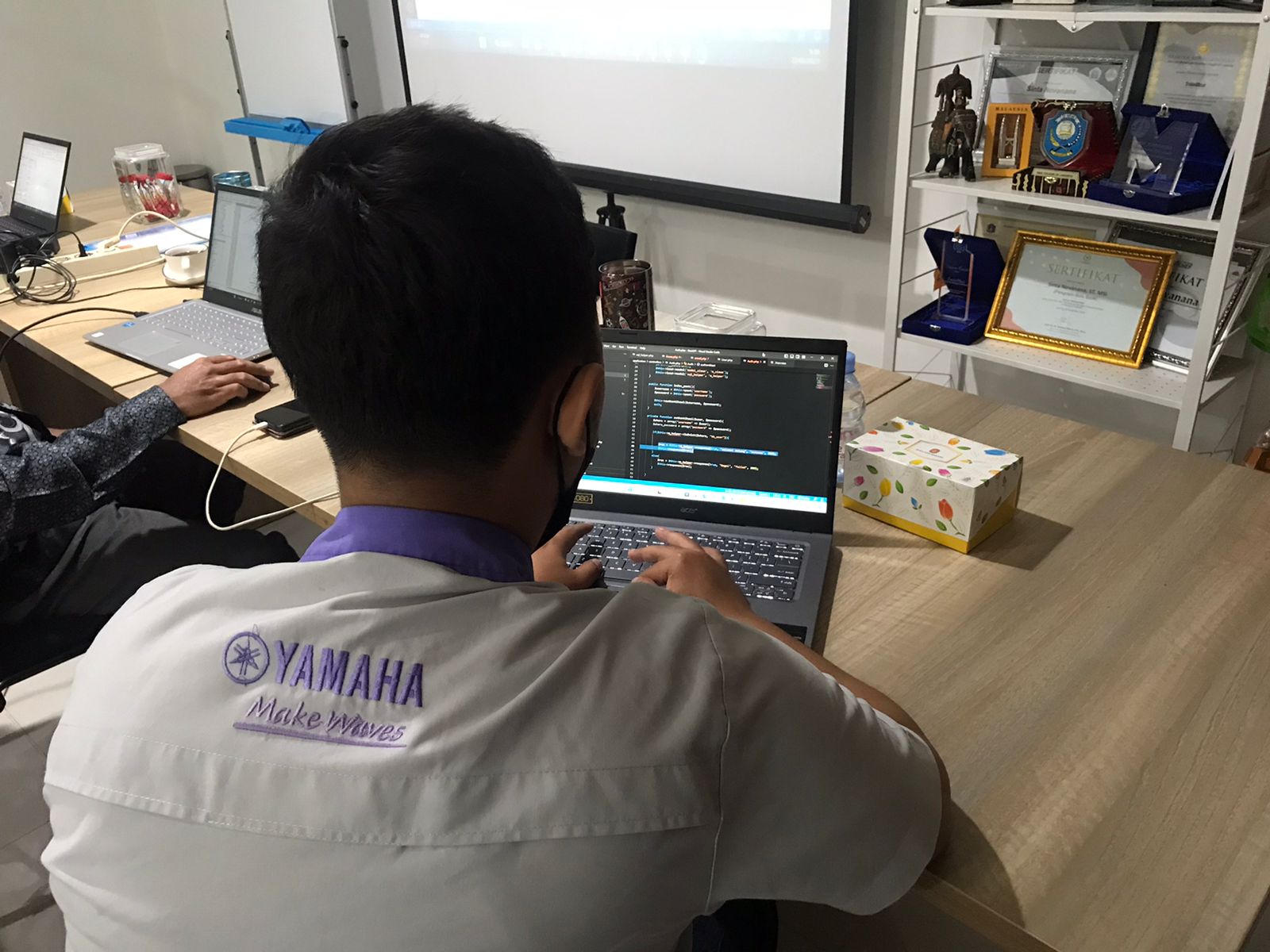 Hari Ke-3 (3) Hari Ke-3 (3)