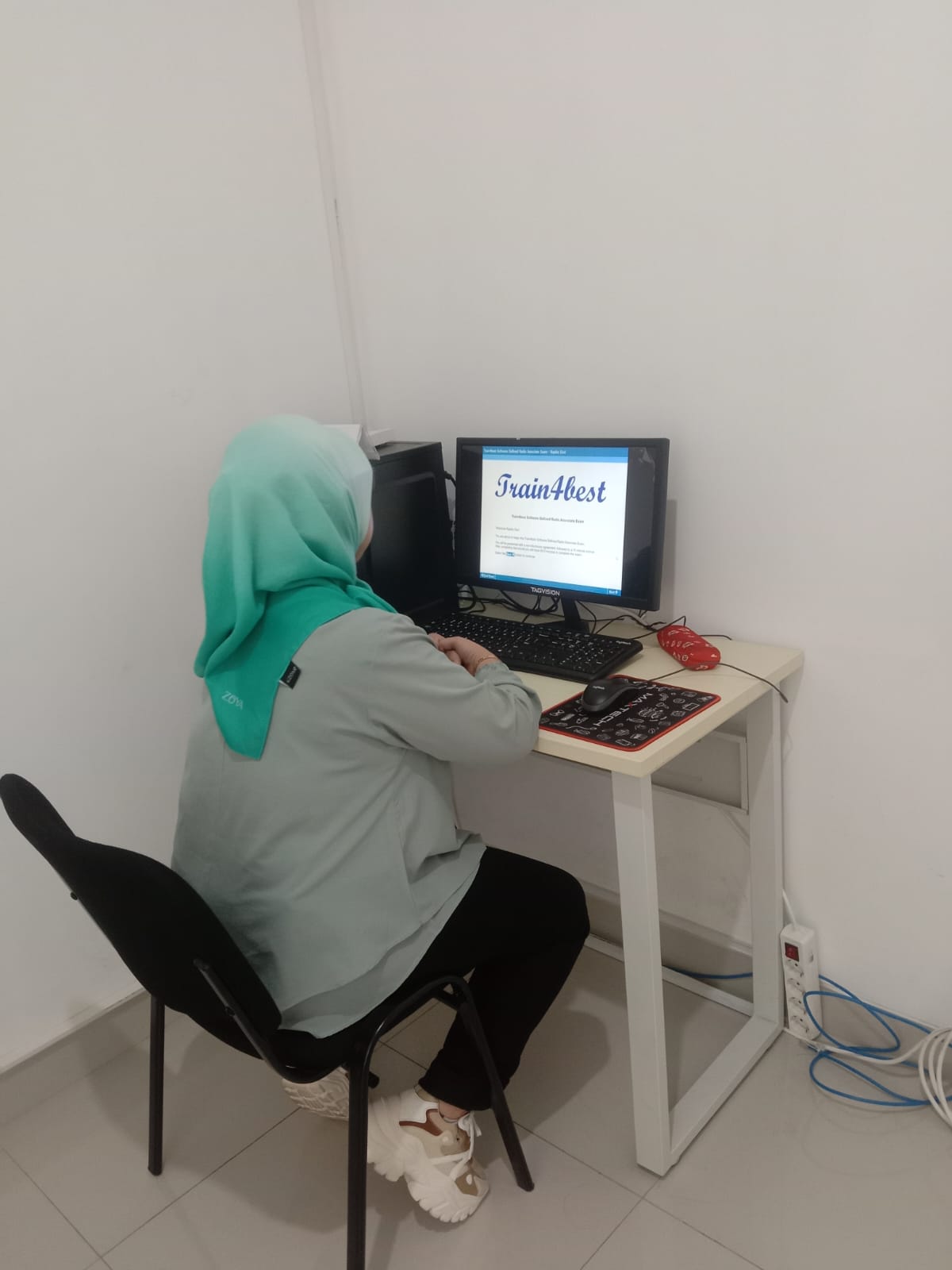 WhatsApp Image 2023-11-23 at 09.48.20 WhatsApp Image 2023-11-23 at 09.48.20